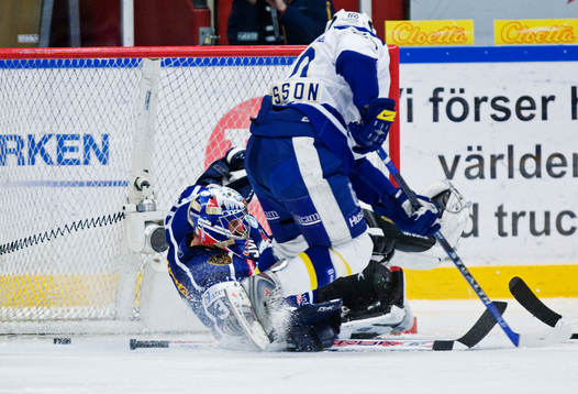 Eric Johansson, HV71, gör det avgörande 2-3-målet