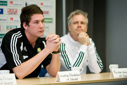 Jonathan Stenbäcken och Rustan Lundbäck (tränare),