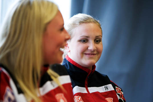 Anna Larsson, Sofia Carlson, Skövde Damlag