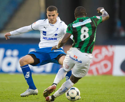 Felix Magro, stoppar Ikpe Ekong