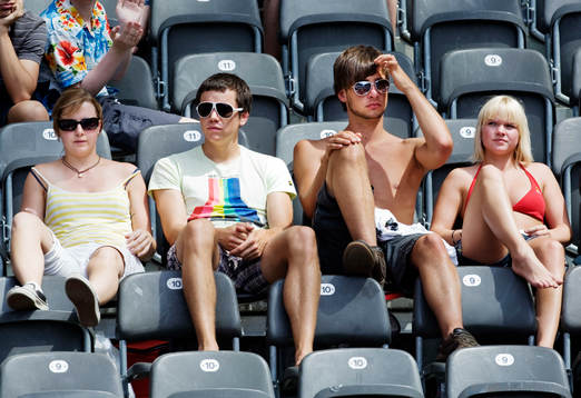 Varmt i solen på Olympiastadion