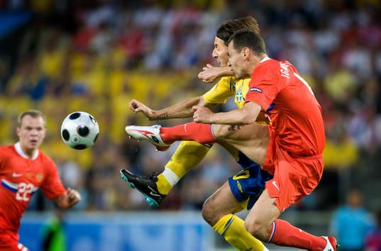 Zlatan Ibrahimovic, Sverige, och Sergei Ignashevich,