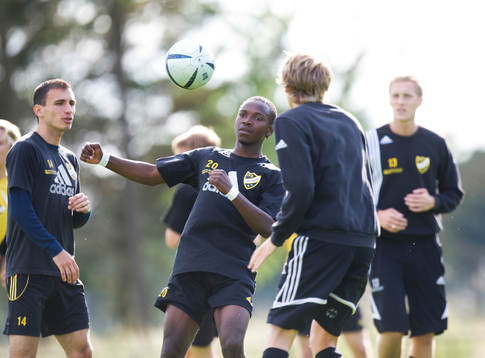 May, Sydafrika, provtränar med IFK