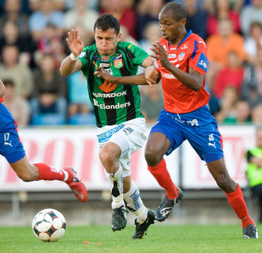 Levon Pachajyan och René Makondele