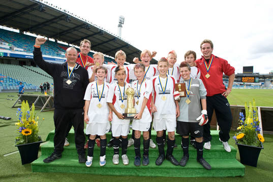 Finaler, segrare, pokal, lagbild