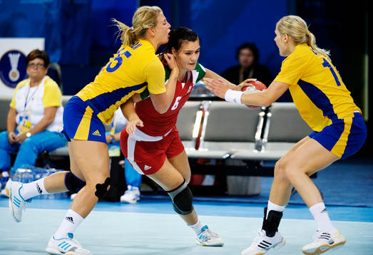 Johanna Ahlm, Sverige, stoppar Orsolya Verten, Ungern