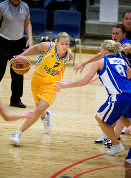 Linnea Liljestrand, Sverige