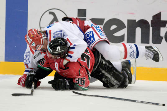 Jonathan Hedström, Timrå och Mats Zuccarello-Aasen, Modo