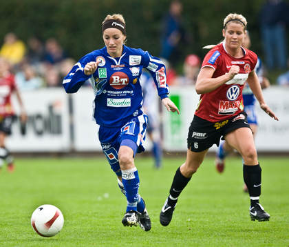 Kosovare Asllani, Linköping och Carolin Ericsson,