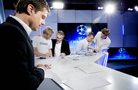 Ny studio och nya programledare för Viasat Champions