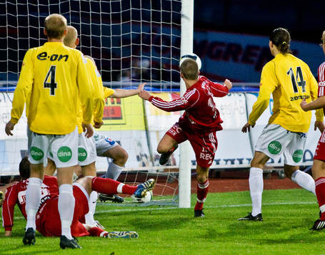 Bläddra bland fler bilder av Superettan, Falkenberg-Degerfors