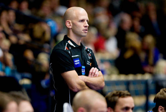 Isac Carlsson, tränare