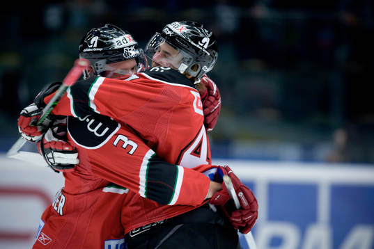 Mattias Timander och Victor Hedman, Modo jubel