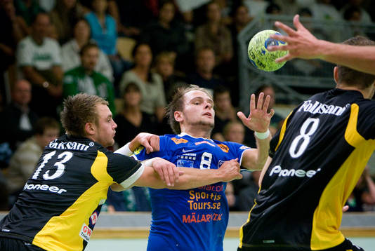 Jimmy Karlsson, Hammarby trycker till Emil Koplimaa, Tumba