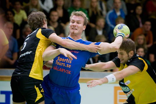 Rasmus Johansson, Tumba pressar på