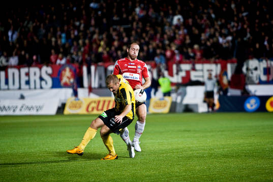 Magnus Källander, Örgyte. Daniel Larsson, Häcken