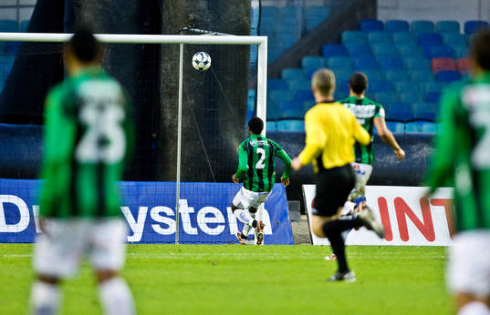 Gais-spelarna ser 0-4 segla in i eget mål