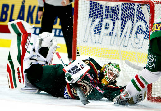 Johan Holmqvist, målvakt, Frölunda