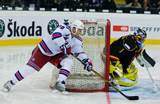Fredrik Sjöström, New York Rangers, rundar Jonas Müller,