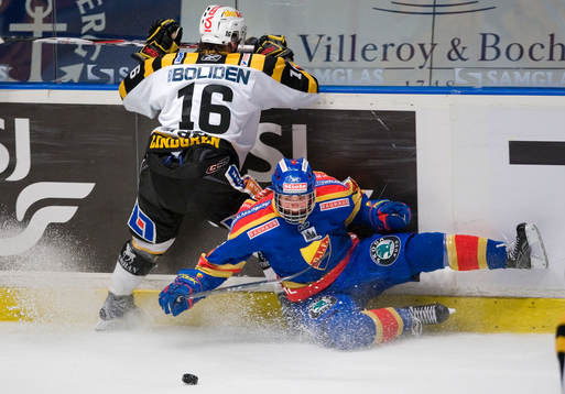 Jacob Josefson, Djurgården, slår sig fram mot Fredrik