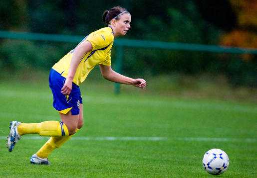 Elin Olofsson, Sverige
