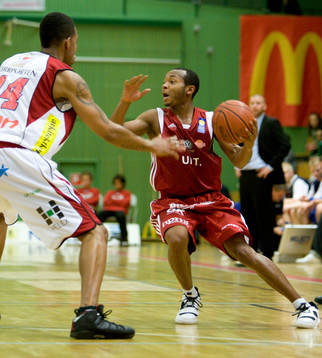 Thomas Jackson, Uppsala mot Terry Flanagan, Sundsvall