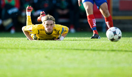 Lasse Nilsson tittar långt