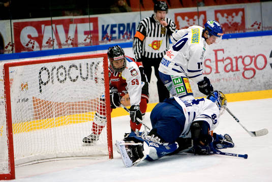 Jakob Berglund, Malmö försöker men Joakim Lundström,