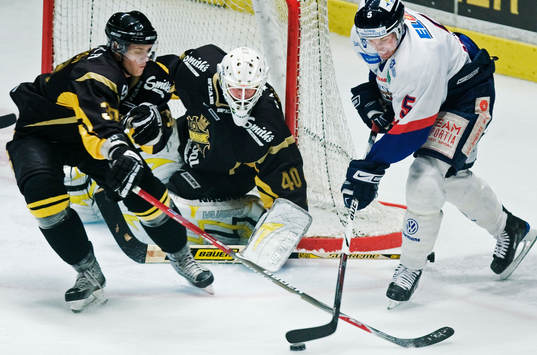 Bläddra bland fler bilder av Ishockey, Allsvenskan, AIK - Bofors