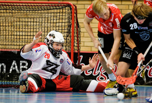 Oroligt framför Pascal Nieth, målvakt, Balrog