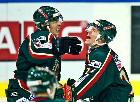 Niklas Andersson jubel, Frölunda. Riku Hahl, Frölunda