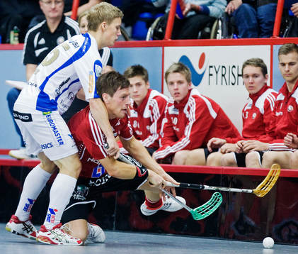 Joakim Friberg, Warberg, tacklar Staffan Jacobson, Storvreta