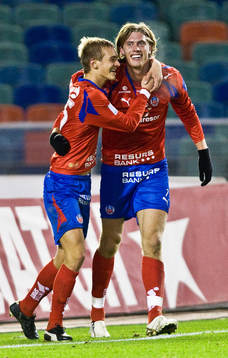 Tobias Holmqvist, gör 3-0. Joel Ekstrand jubel