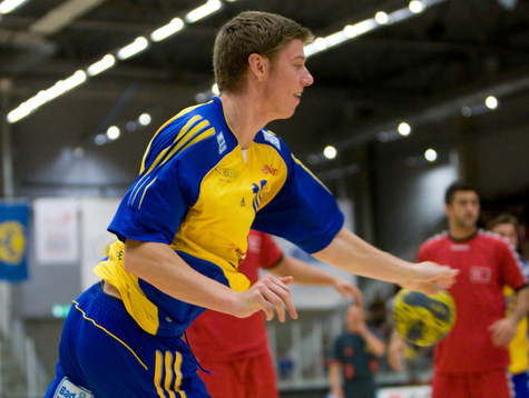 Niclas Ekberg, succédebutanten knorrar in ett av sina 12