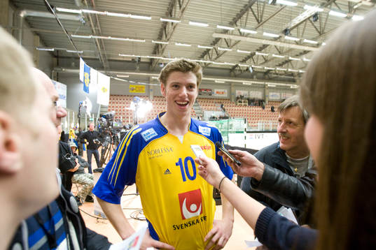 Debutanten Niclas Ekberg skiner som solen när