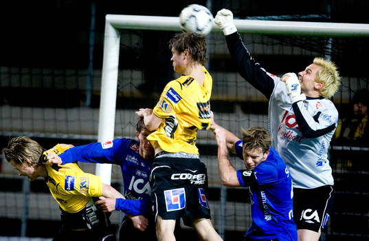 Magnus Bahne, målvakt Halmstad, utboxning