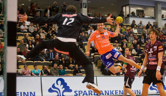 Oskar Erixon mot Joakim Svensson i Lugis mål