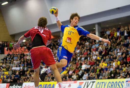 Kim Ekdahl du Rietz, skjuter