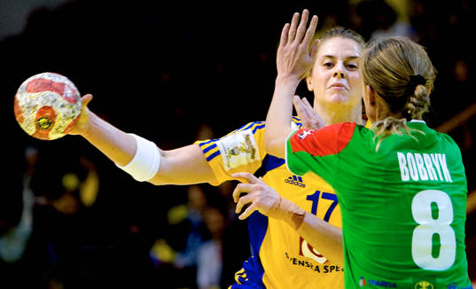 Linnea Torstenson, Sverige