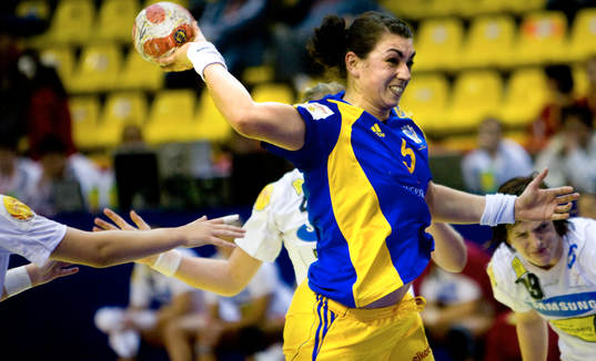 Sara Holmgren, Sverige