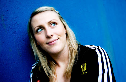 Johanna Ahlm, Sverige