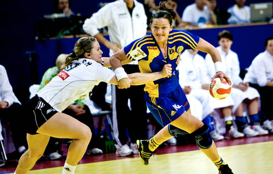 Therese Islas Helgesson, Sverige
