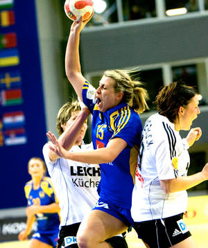 Johanna Ahlm, Sverige