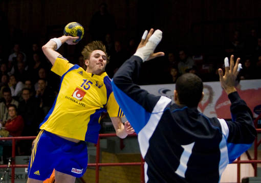 Jonas Larholm, Sverige