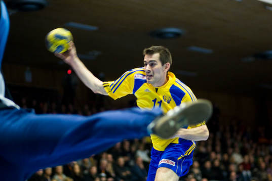 Dalibor Doder fri med Aamad Alfarhan