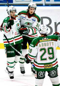 Jubel Cam Abbott, Rögle 1-1