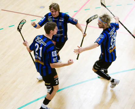 2-0 Alexander Nede, som dansar