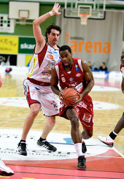 Danny Gathings, Uppsala mot Srdan Subotic, Sundsvall