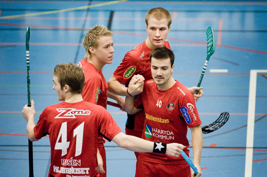 Jubel i Pixbo. Isac Rosén, Johan Borgström, Kalle