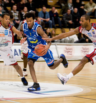 Jonte Flowers, Solna mot Adam Alexander och Alex Wesby,